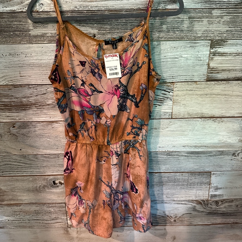 NWT Hype Floral Shorts Romper in Brown and Pink